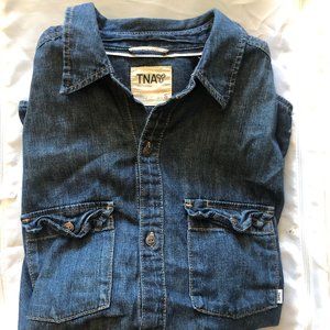 Aritzia TNA Boyfriend Button Down Shirt
